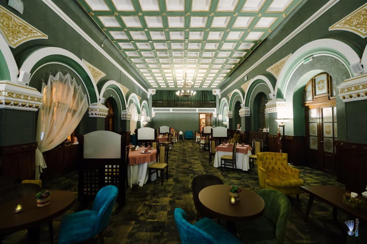 Hotel La Belle Epoque Petroşani Esterno foto
